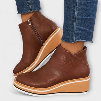 Mariana - Botas Elegantes e Confortáveis