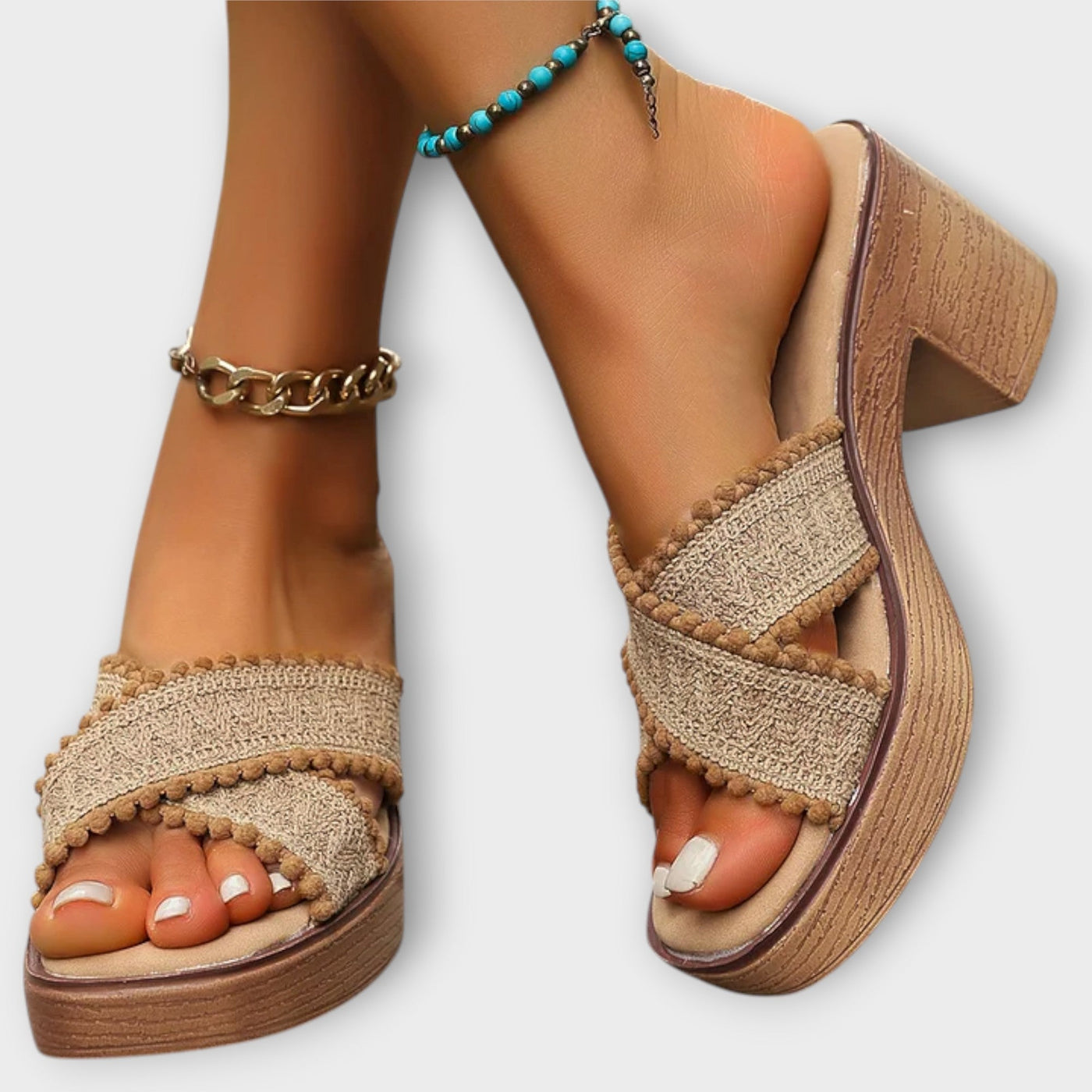 Camila - Saltos grossos com tiras cruzadas